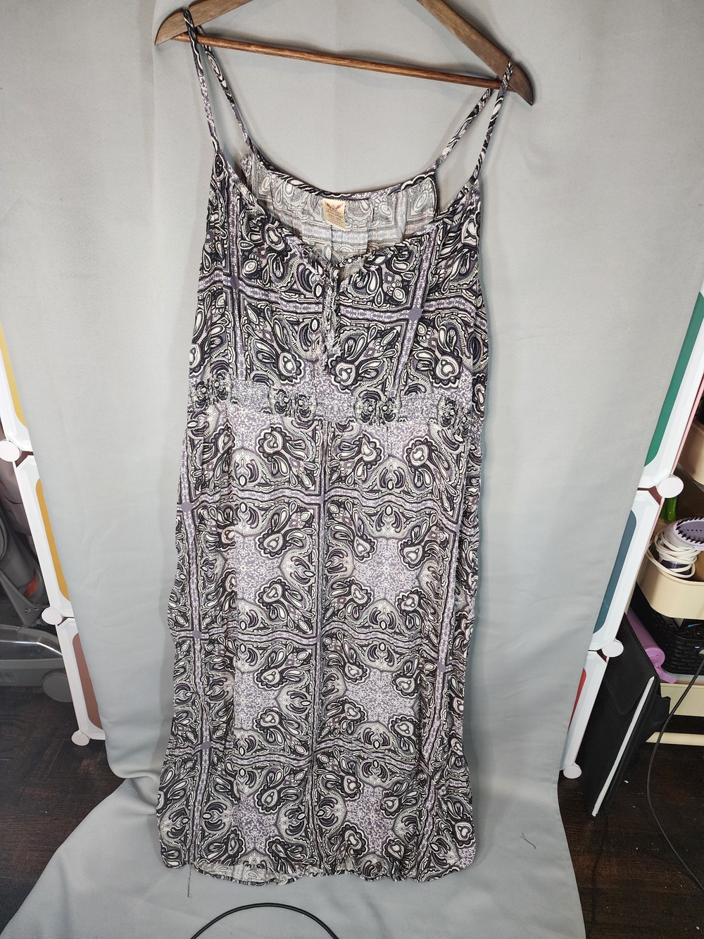 Faded Glory Gray and Black Paisley Maxi Dress